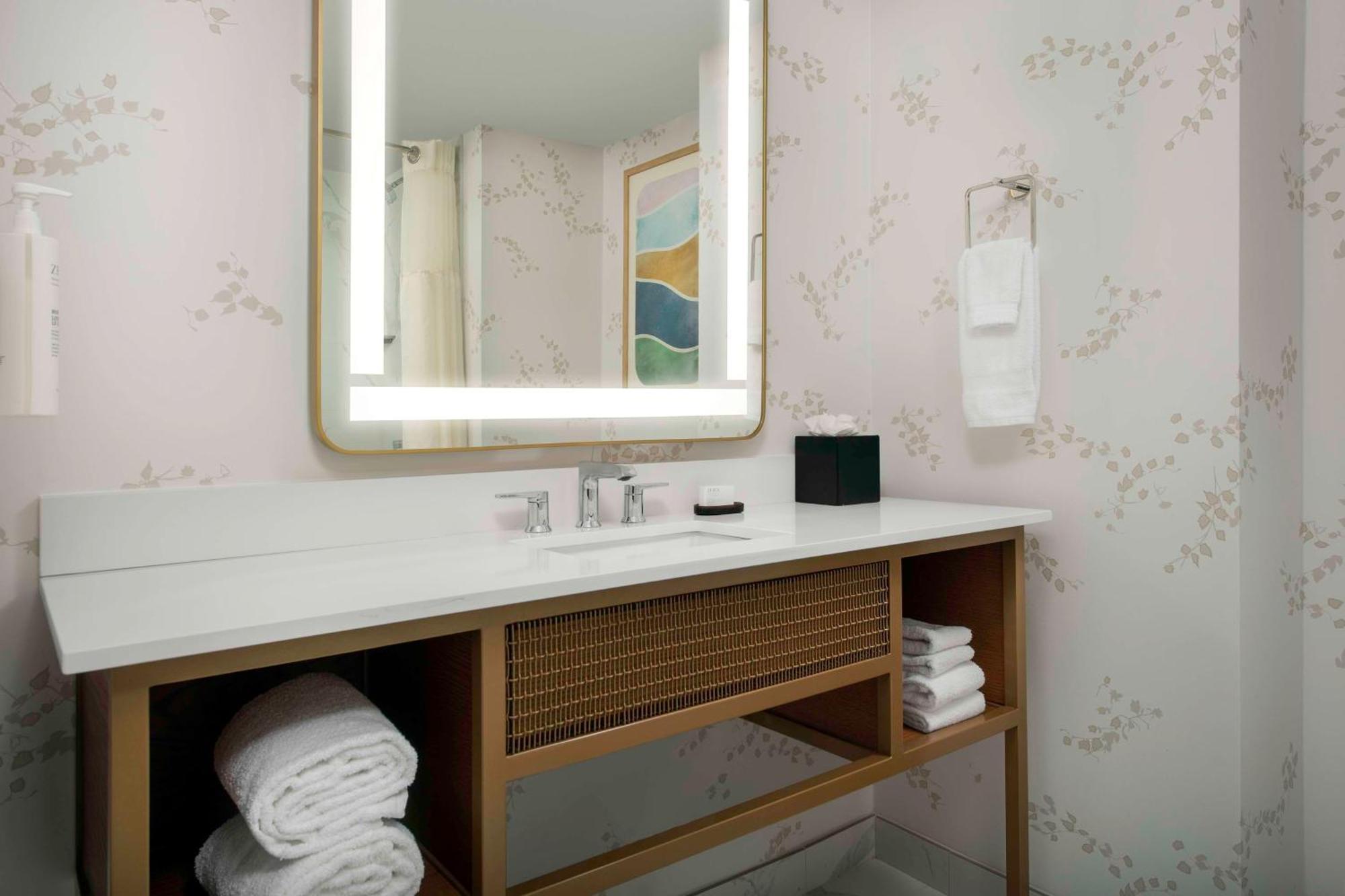 Embassy Suites By Hilton Dulles North Loudoun Εξωτερικό φωτογραφία